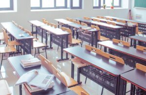 学生向けのスノボバスツアーで利用できる格安レンタルプランは？