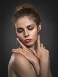 韓国アイドル肌を手に入れるための化粧崩れしない日中ケアは？